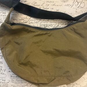 Baggu Seaweed Green Crossbody Bag